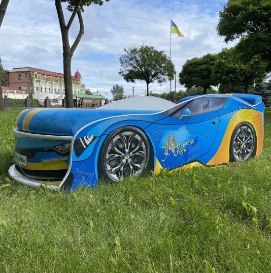 Ліжко-машина 