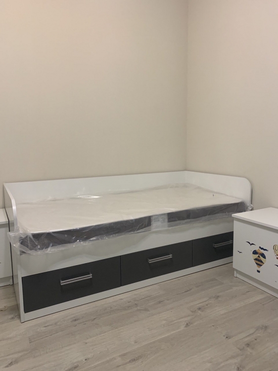 Ліжко підліткове 